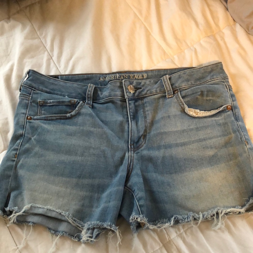 American eagle cut off size 16